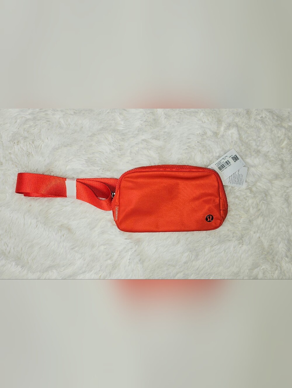 NWT Lululemon Everywhere Belt Bag 1L – Cayenne / Silver (CRYE/SLVR)